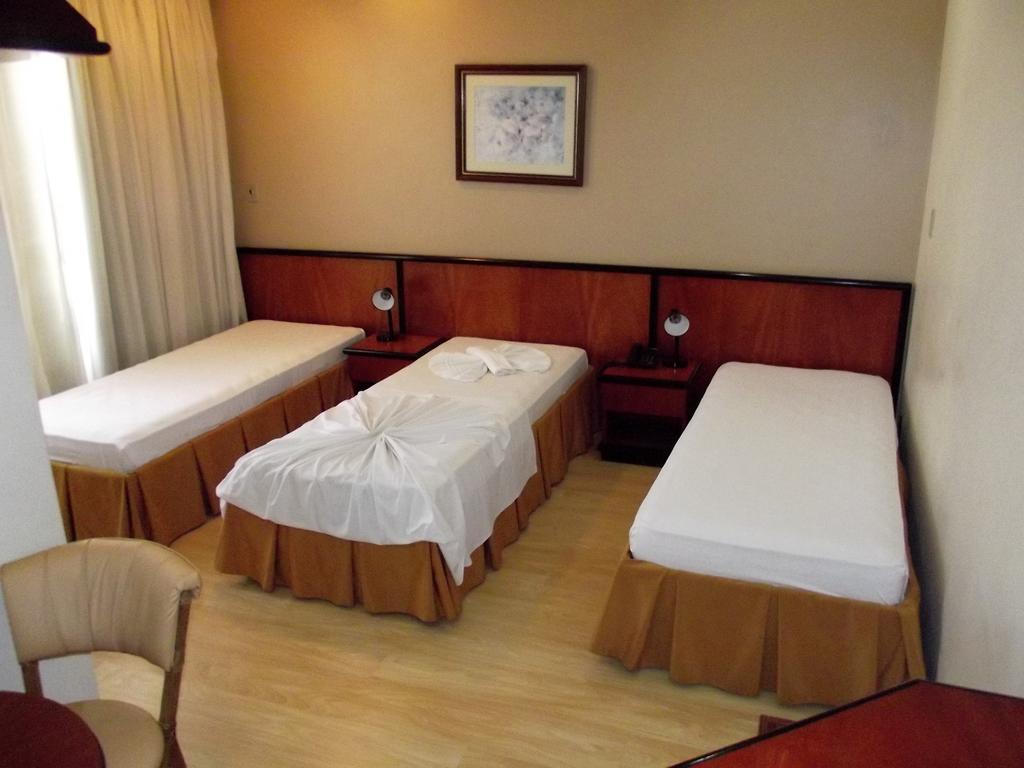 Geneviee Palace Hotel 폰타 그로사 객실 사진